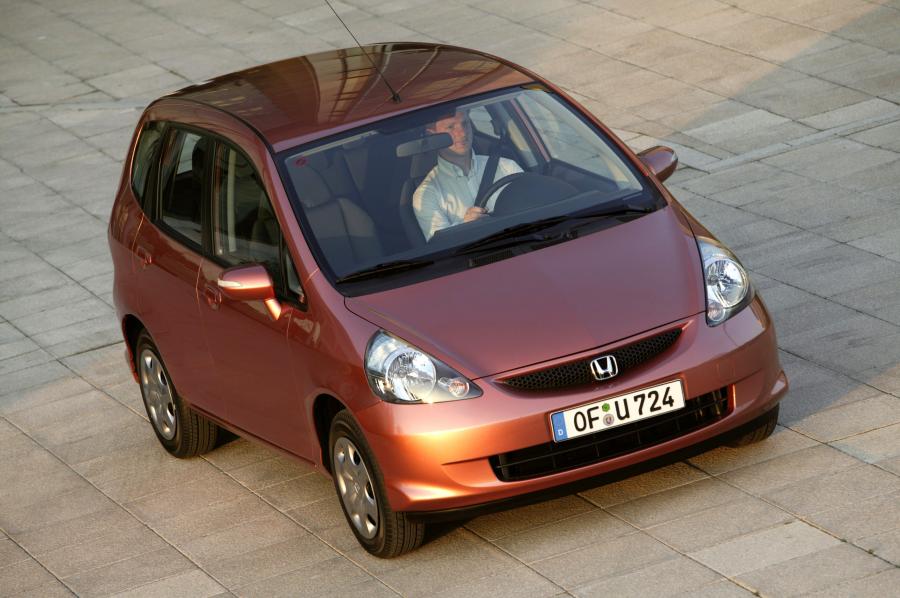  Honda Jazz 2005 года  (фото 24 из 29)